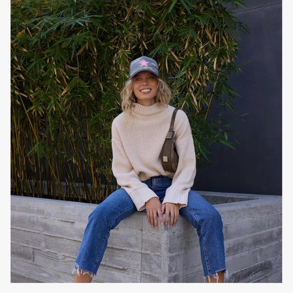 5 for $25! Vintage Havana Trucker Hat - Picture 2 of 6